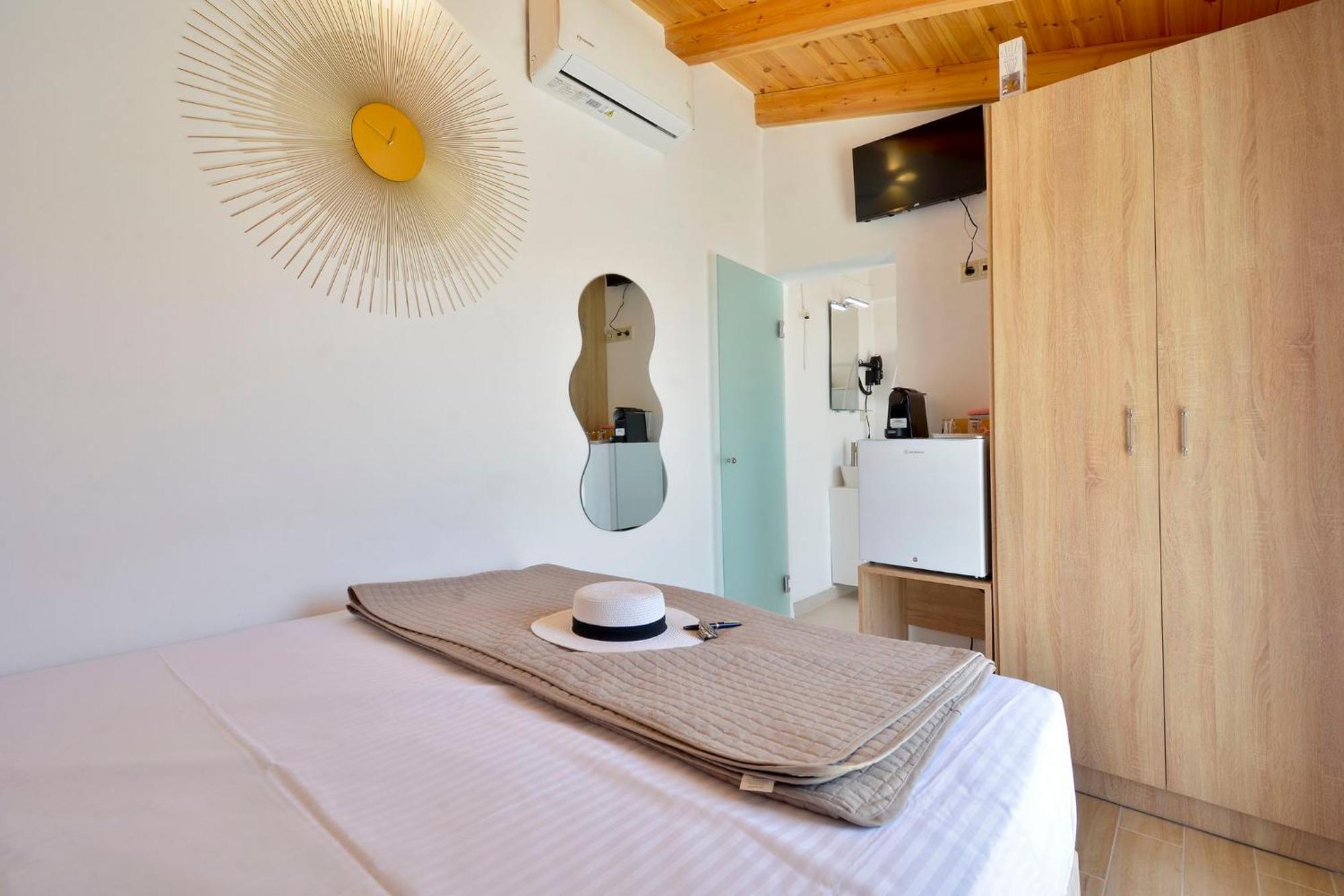 Corfu Town West Apartment Екстер'єр фото