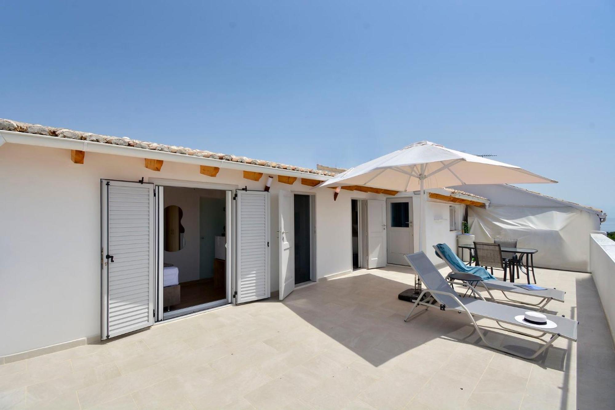Corfu Town West Apartment Екстер'єр фото